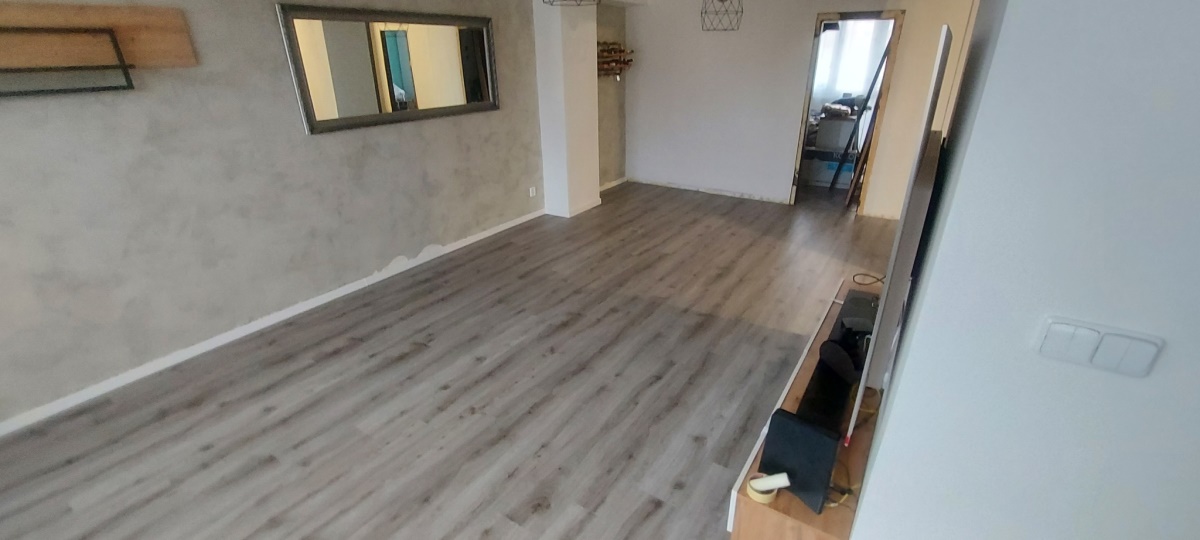 Realizace podlahy v bytě Kolín