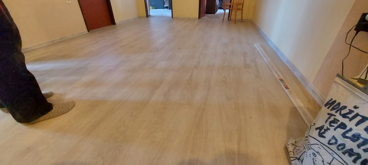 Realizace podlahy v bytě v Čáslavi